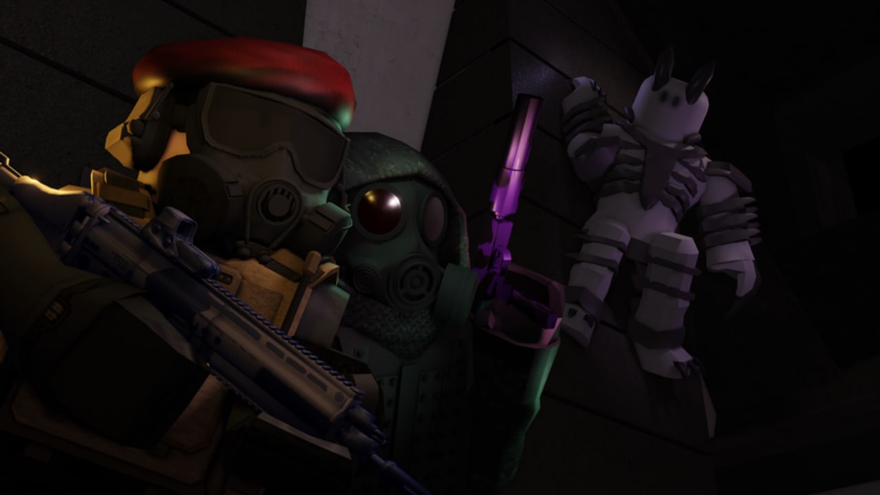 Foundation operators corner an SCP in a dark Anomaly Lockdown corridor on Roblox